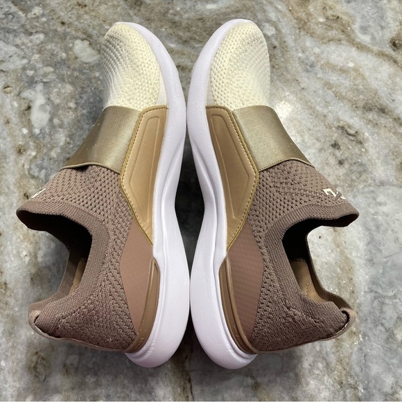 APL TechLoom Bliss Knit Running Shoe Women’s 7 - Picture 7 of 12